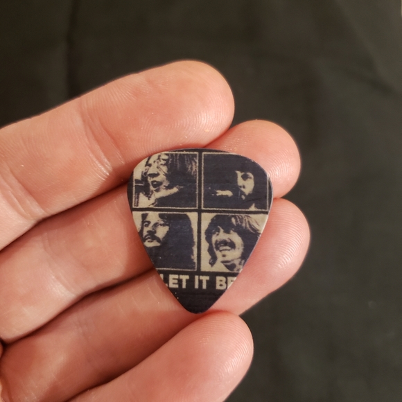 Beatles Guitar Picks - Picture 7 of 7